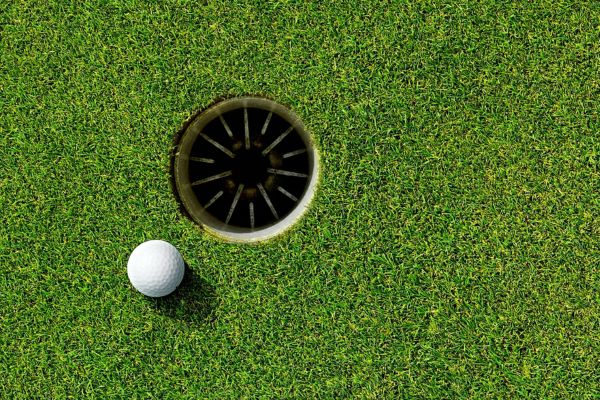 Hitting Green: Golf Tips for Finding the Best Course