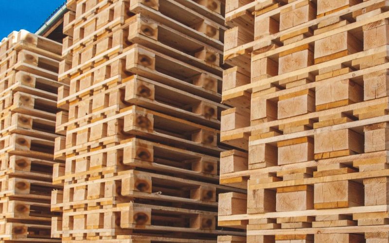 Money-Saving Tips for Your Business’s Palletizing Needs